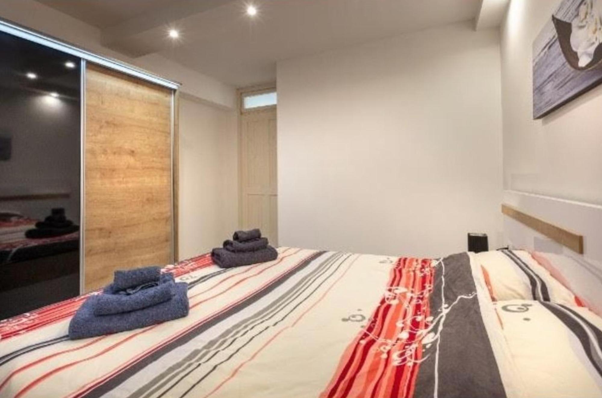 Ferienwohnung Newly Renovated App Goran Umag Exterior foto